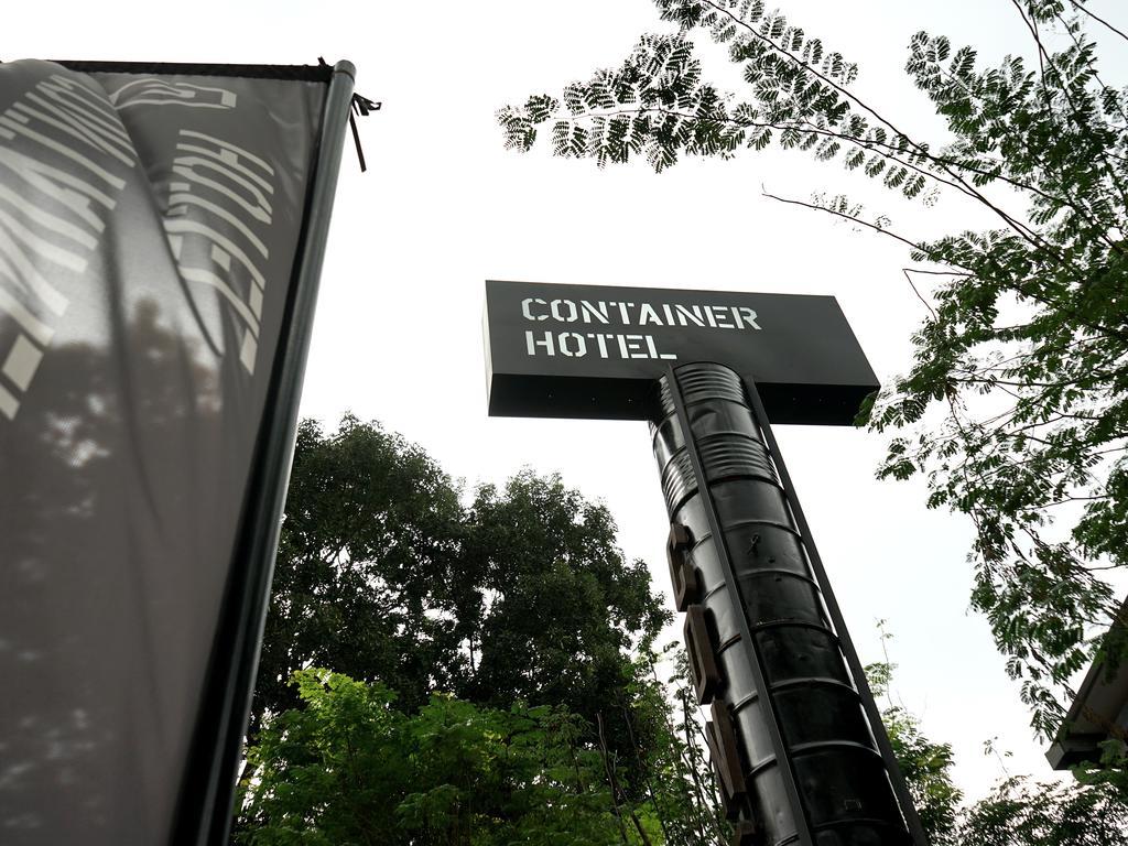 Container Hotel Kuala Lumpur Buitenkant foto