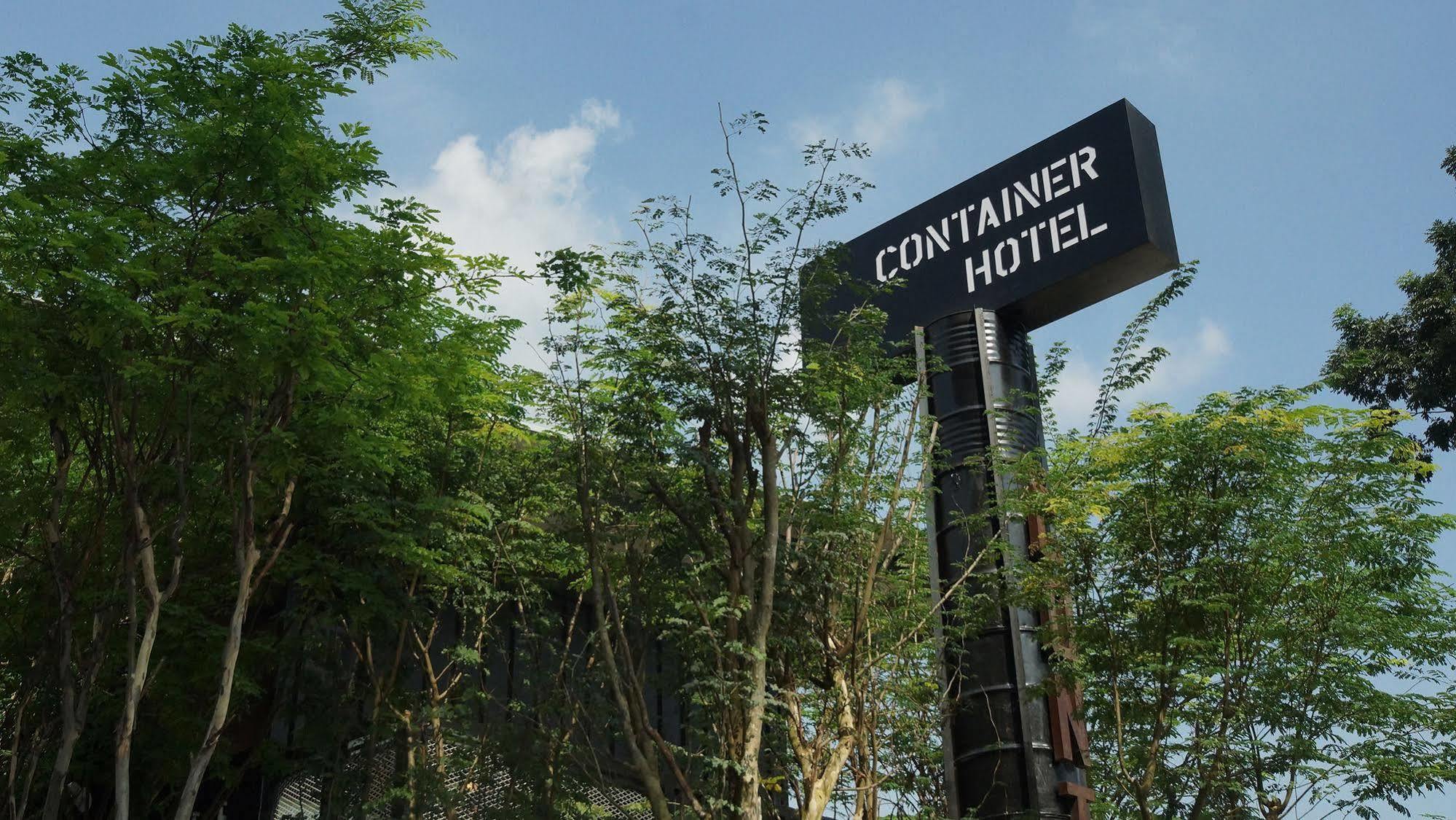 Container Hotel Kuala Lumpur Buitenkant foto